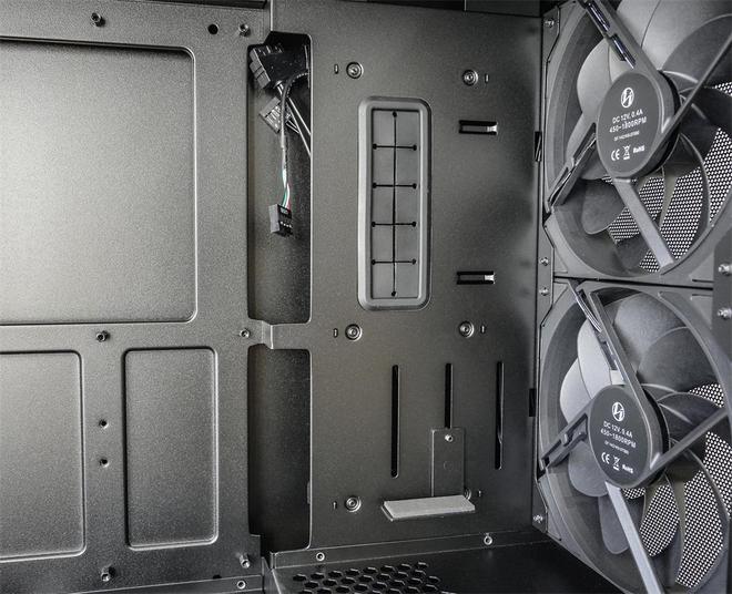 0X3D+ROG B850-F+索泰70Ti装机J9数字平台自带屏幕的主机—联力207D+995(图5)