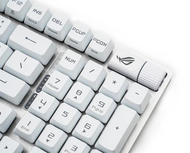 0X3D+ROG B850-F+索泰70Ti装机J9数字平台自带屏幕的主机—联力207D+995(图9)