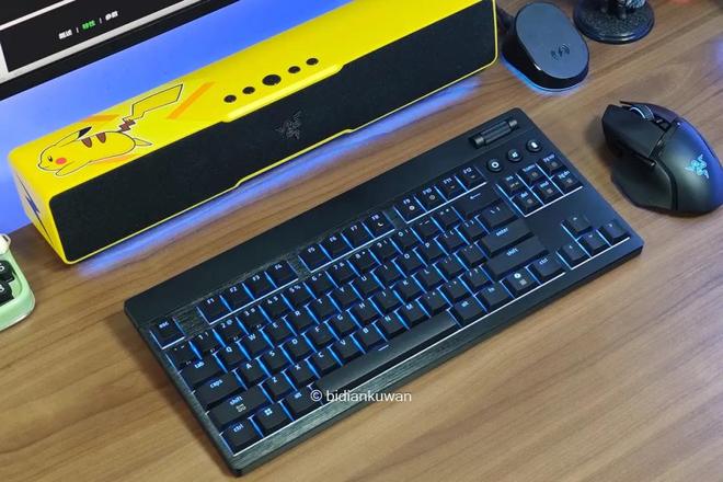 蛇黑寡妇蜘蛛V4矮轴竞技极速版体验j9国际站登录轻薄矮轴指尖狂飙：雷(图4)