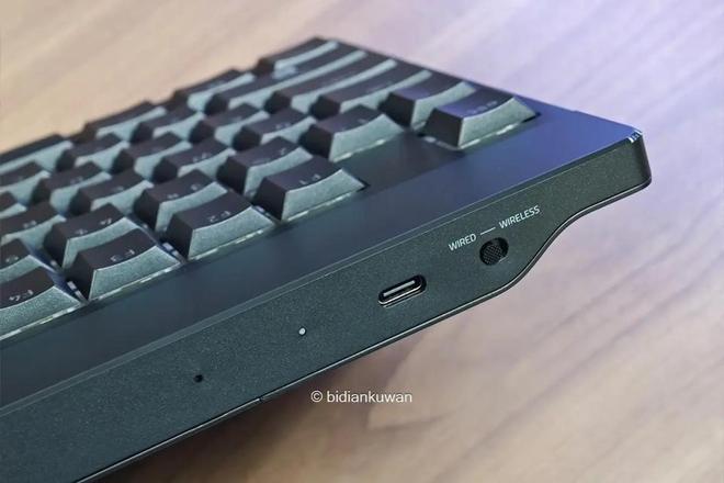 蛇黑寡妇蜘蛛V4矮轴竞技极速版体验j9国际站登录轻薄矮轴指尖